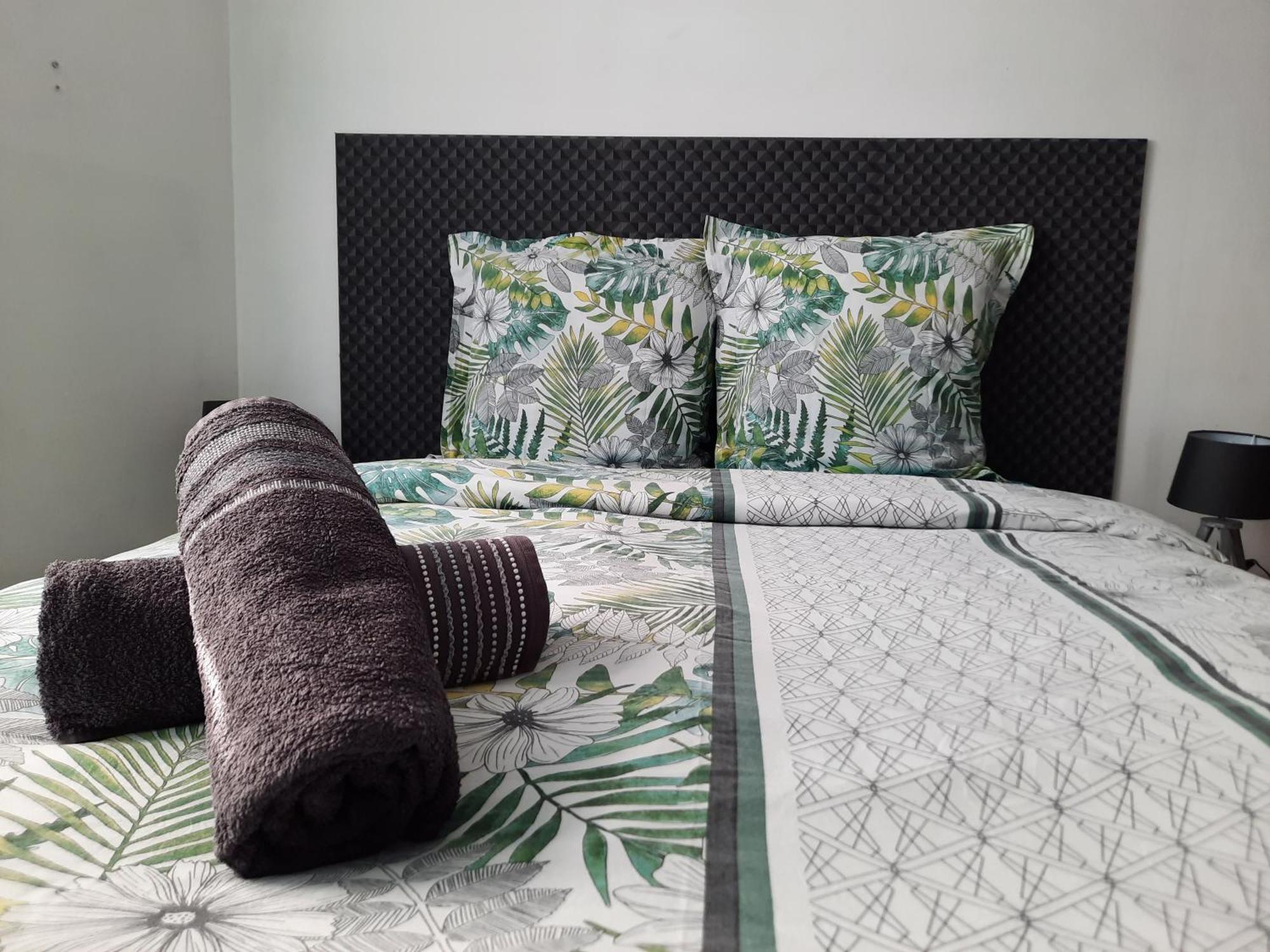Alloappartmeuble_Le Cosy Houilles Bagian luar foto